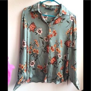 NWT Zara floral button up collared blouse